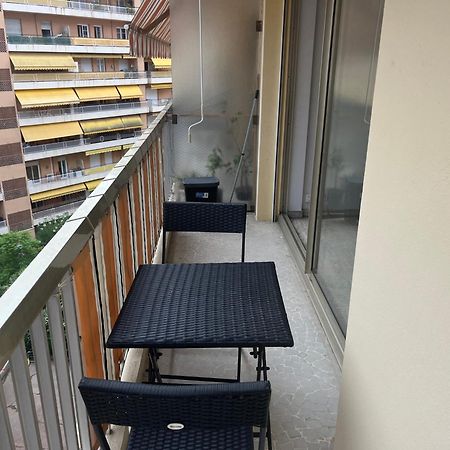 Le Borrigo Pick Up Airport Apartman Menton Kültér fotó